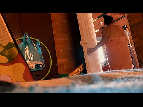 ❤️ 삼촌은 나를 따라 샤워를 하고 내가 샤워를 하는 동안 섹스를 한다. 젠장 비디오 ko.porno-filmy.ru에서